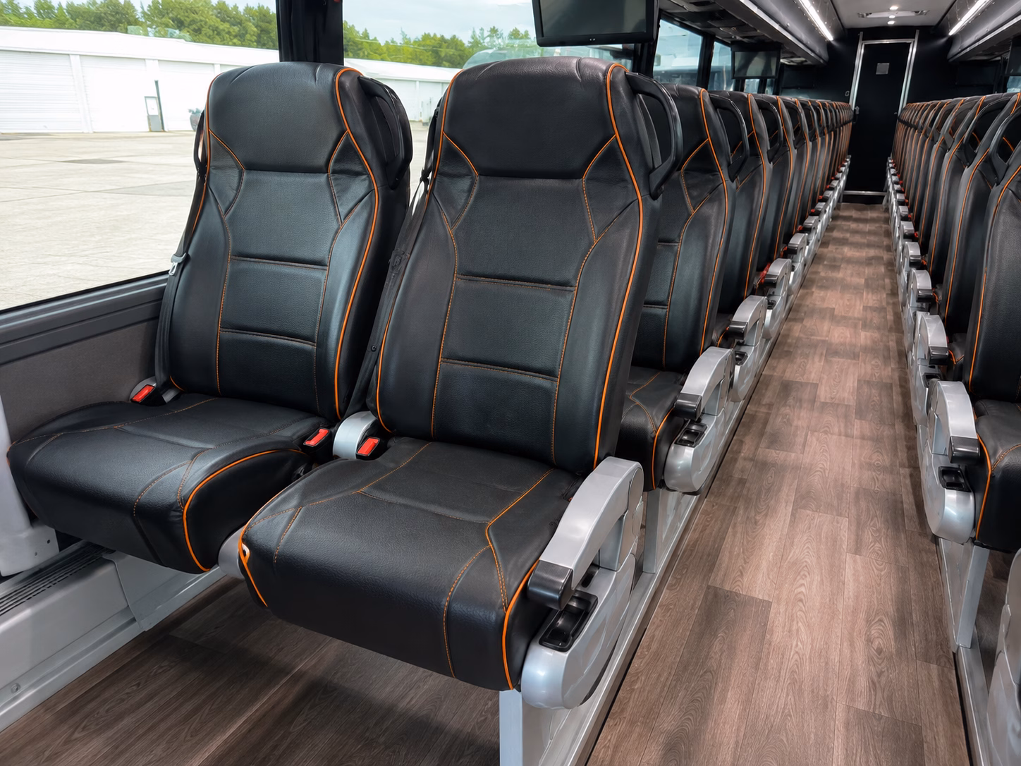 shuttle services for airline crews and airport staff in syracuse