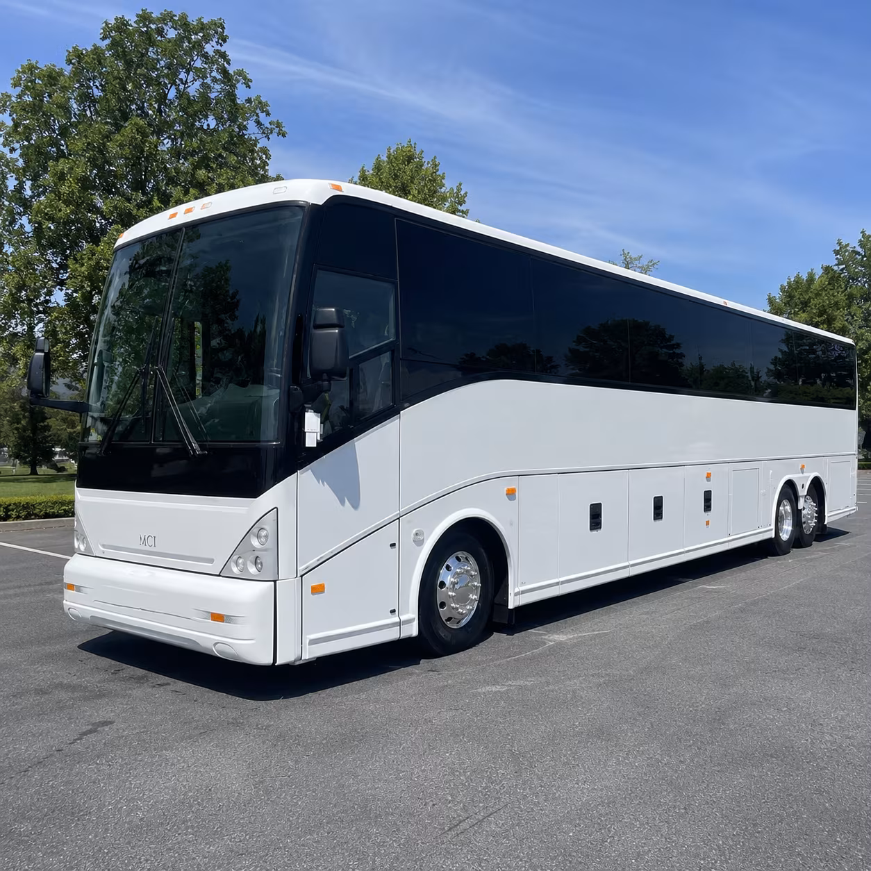 syracuse airport shuttle bus rentals for private groups